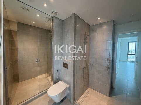 12 photo_2_bathroom_shower. png