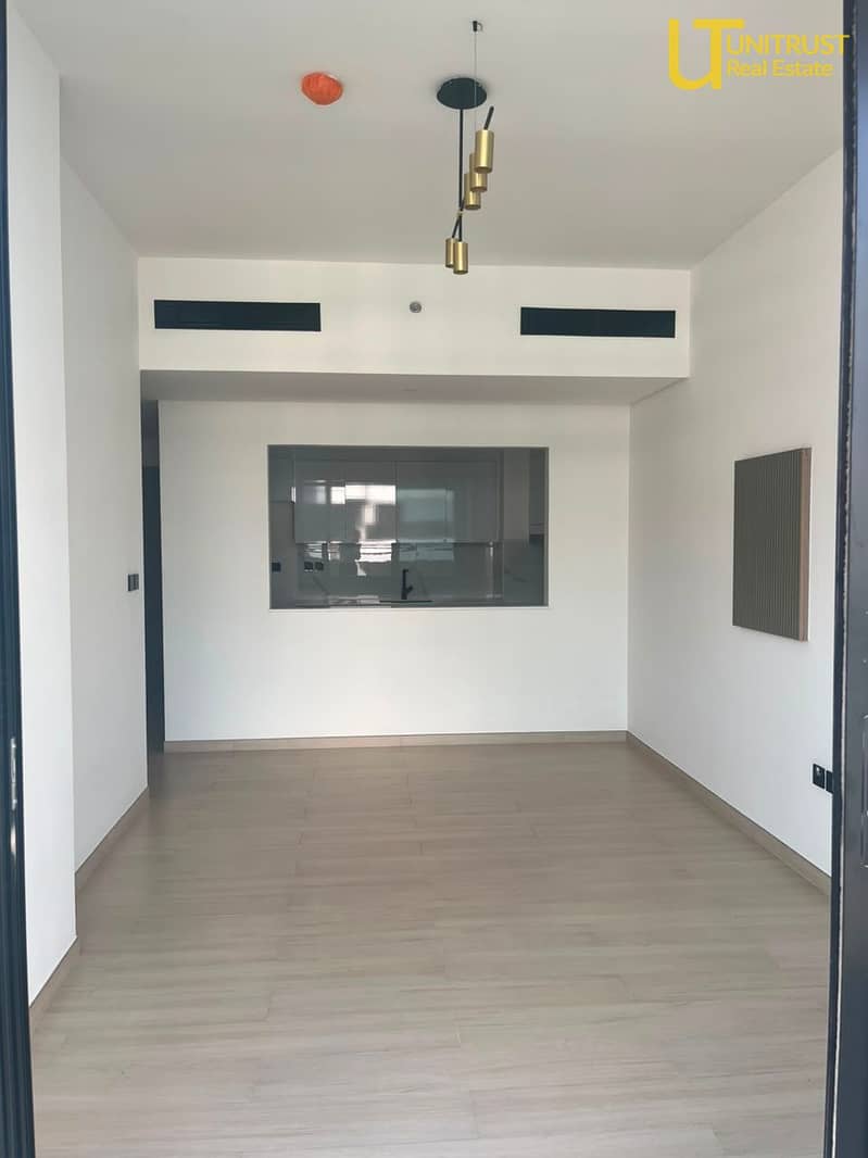 12 WhatsApp Image 2026-07-22 at 09.56. 11 (1). jpeg