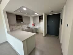Brand New | Ready to Move l Prime Location