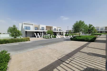 3 habitaciones Townhouse para en Venta en Dubai South, Dubai - Casa adosada en Dubai South,Emaar South,Expo Golf Villas,Expo Golf Villas 4 (Greenviews 1), 3 dormitorios, 2600000 AED - 15913588 3 habitaciones Townhouse para en Venta en Dubai South, Dubai - Casa adosada en Dubai South,Emaar South,Expo Golf Villas,Expo Golf Villas 4 (Greenviews 1), 3 dormitorios, 2600000 AED - 15913588