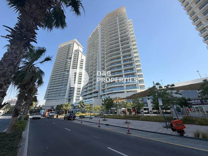 Fully Upgraded | Furnished | Spacious Layout Fully Upgraded | Furnished | Spacious Layout