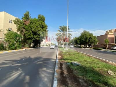 LOW PRICE.! 6 Bedroom Private villa with Balcony and 3 Parking in Muroor 21 Street 200 LOW PRICE.! 6 Bedroom Private villa with Balcony and 3 Parking in Muroor 21 Street 200