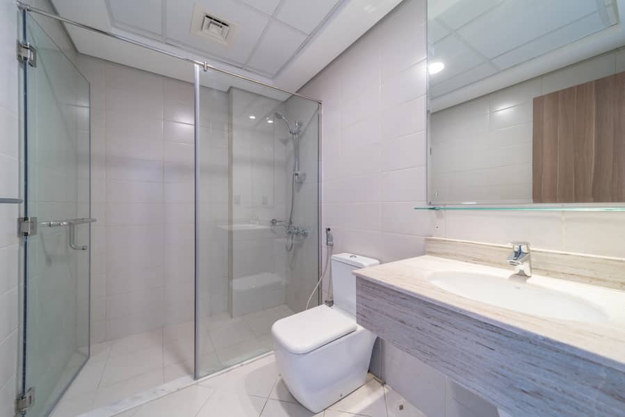10 MRQ 4721 - 2 BR-15. jpg