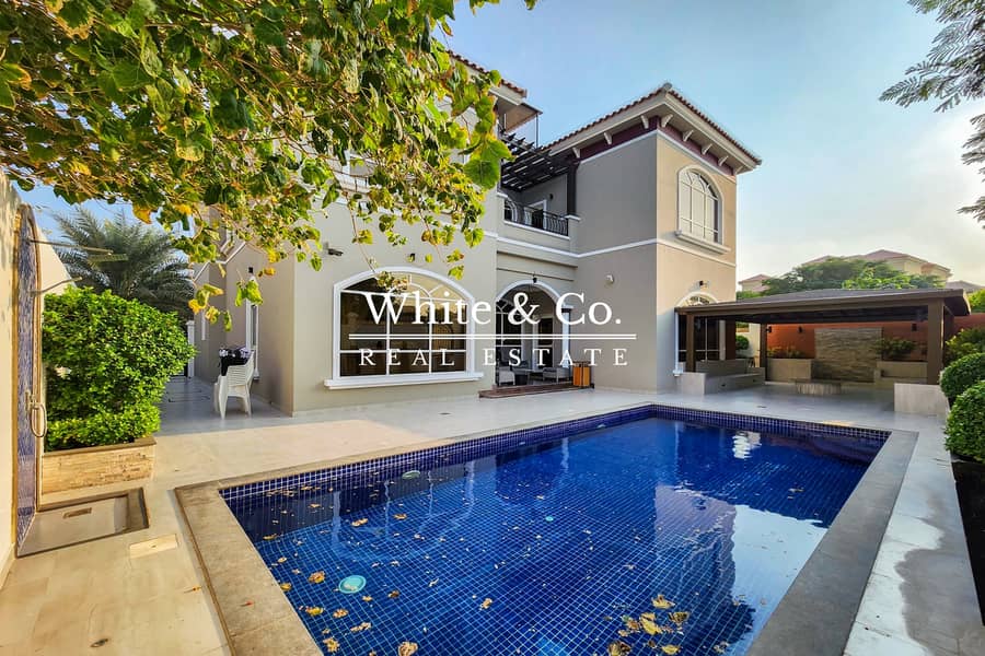 Custom Build | Corner Plot | Furnished Custom Build | Corner Plot | Furnished