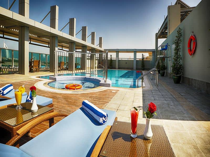 8 Swimming Pool 02. jpeg