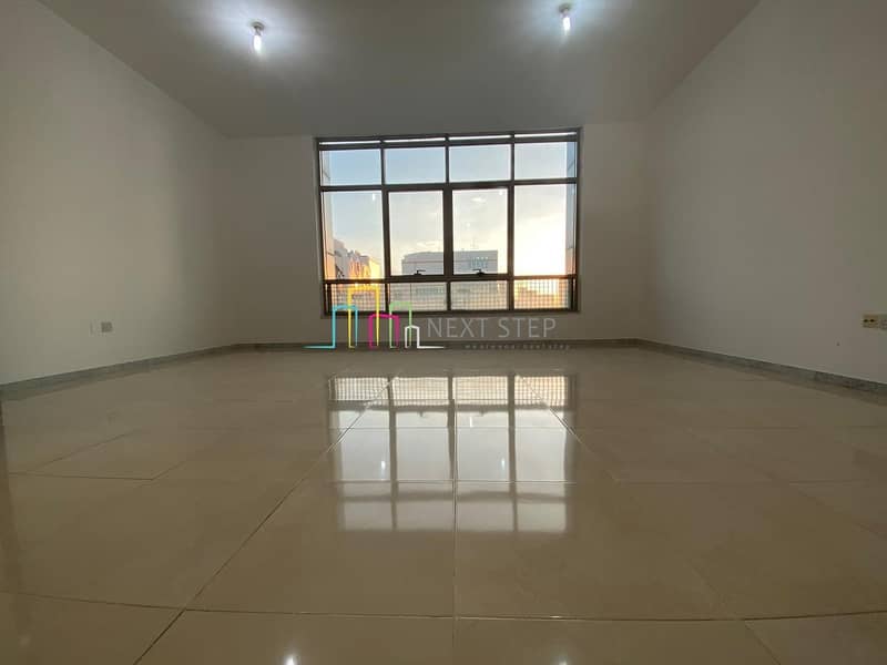 Pleasing 3 BR + Maid'sroom + Balcony + Wardrobes In 4 Cheques