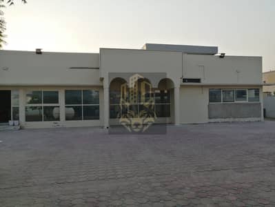 7 habitaciones Villa para en Venta en Al Khezamia, Sharjah - WhatsApp Image 2026-07-21 at 9.00. 29 PM (2). jpeg 7 habitaciones Villa para en Venta en Al Khezamia, Sharjah - WhatsApp Image 2026-07-21 at 9.00. 29 PM (2). jpeg