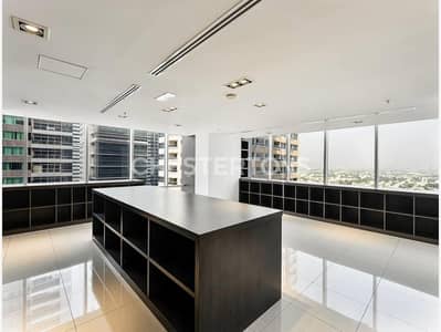 Office te Huur in Jumeirah Lake Towers (JLT), Dubai - Kantoor in Jumeirah Lake Towers (JLT),JLT Cluster O,Reef Tower, 650000 AED - 15917903 Office te Huur in Jumeirah Lake Towers (JLT), Dubai - Kantoor in Jumeirah Lake Towers (JLT),JLT Cluster O,Reef Tower, 650000 AED - 15917903