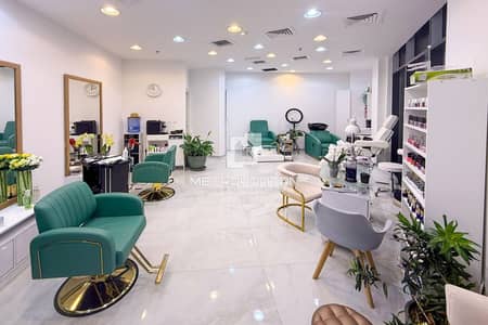 Shop for Sale in Meydan, Dubai - Prime Retail | Roundabout Facing | High Visibility Shop for Sale in Meydan, Dubai - Prime Retail | Roundabout Facing | High Visibility