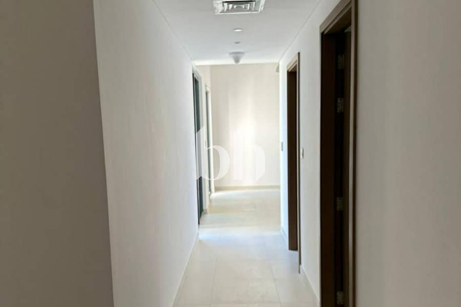 3 images image img
