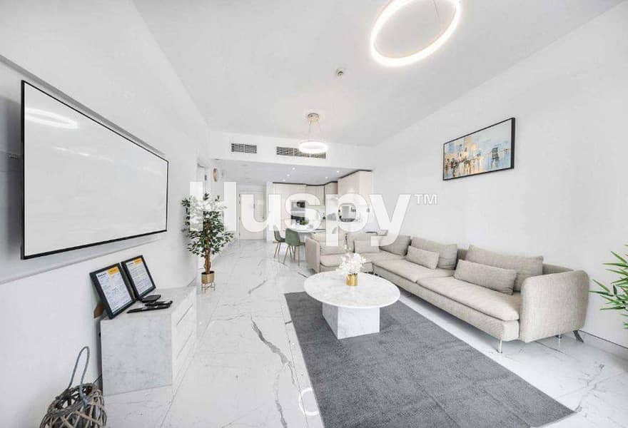 Upgraded | Furnished | Mid Floor Upgraded | Furnished | Mid Floor
