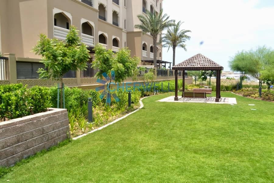 Prestigious Family Home In Outstanding Location Prestigious Family Home In Outstanding Location