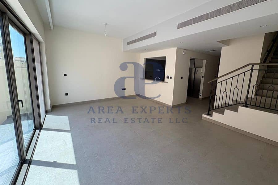 Villetta a schiera a DAMAC Lagoons,Malta, 4 camere da letto, 145000 AED - 15919579 Villetta a schiera a DAMAC Lagoons,Malta, 4 camere da letto, 145000 AED - 15919579
