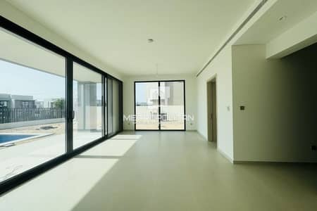 6 Bedroom Villa for Rent in Jebel Ali, Dubai - Corner Unit | Lift | G+2 Layout | Signature Villa