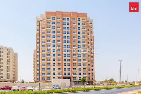 فلیٹ 2 غرفة نوم للايجار في ليوان، دبي - شقة في مزايا 5،كيو بوينت،ليوان 2 غرف 85000 درهم - 15920571