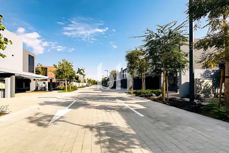 4 Camere Townhouse in Vendita a Tilal City, Sharjah - images image img
