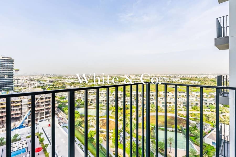 High Floor | Pool View | Vacant Now 2B High Floor | Pool View | Vacant Now 2B