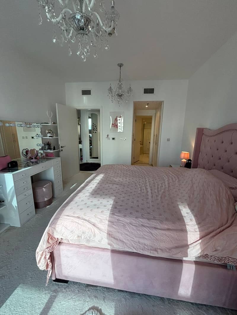 9 Property Image 9