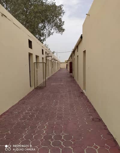 Labour Camp for Rent in Al Sajaa Industrial, Sharjah - IMG_0295. jpg Labour Camp for Rent in Al Sajaa Industrial, Sharjah - IMG_0295. jpg