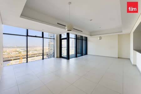 2 Bedroom Apartment for Sale in Downtown Dubai, Dubai - Below Market Price 2 BR, maid | Vacant