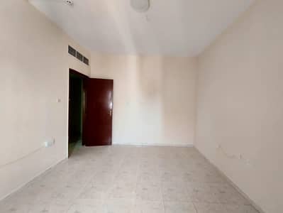1 habitación Apartamento para en Alquiler en Al Nabba, Sharjah - be8e960f-6607-44f1-ad72-54aff56e260f. jpg