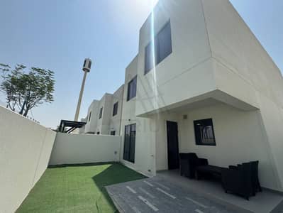 3 Bedroom Townhouse for Sale in Yas Island, Abu Dhabi - IMG-20251105-WA0060. jpg 3 Bedroom Townhouse for Sale in Yas Island, Abu Dhabi - IMG-20251105-WA0060. jpg