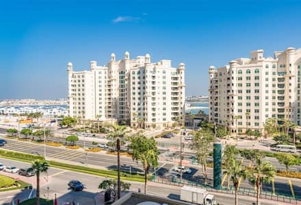 2 habitaciones Apartamento para en Alquiler en Palm Jumeirah, Dubai - Apartamento en Palm Jumeirah，Shoreline Apartments，Al Shahla, 2 dormitorios, 160000 AED - 15922222