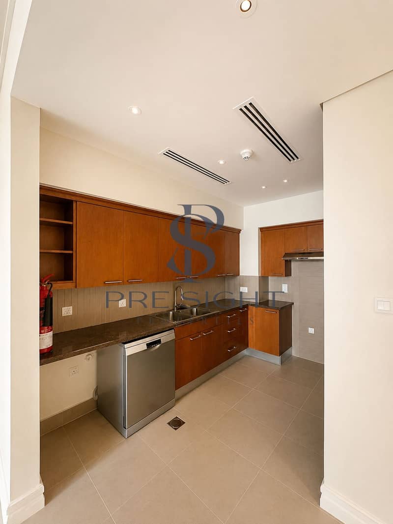 5 Kitchen. png