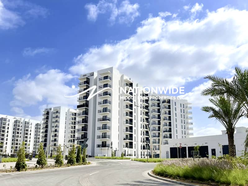 Move-in Ready|Rare Studio|Furnished|Scenic View Move-in Ready|Rare Studio|Furnished|Scenic View