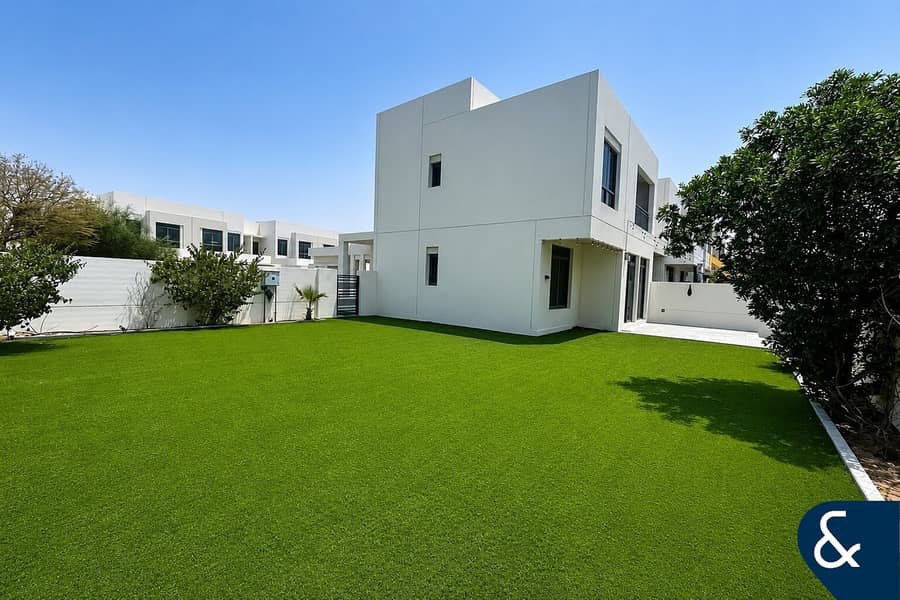 Large Garden | Corner Villa | Upgraded Large Garden | Corner Villa | Upgraded
