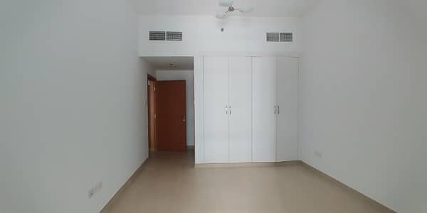 BRAND NEW CHILLER FREE 02BHK WITH MAIDS BRAND NEW CHILLER FREE 02BHK WITH MAIDS