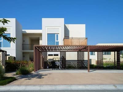2 Bedroom Flat for Rent in Dubai South, Dubai - Spacious Living Room | 2BR | Flexible Payment