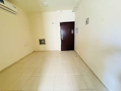 Studio for Rent in Muwaileh, Sharjah - IMG_4102. jpg Studio for Rent in Muwaileh, Sharjah - IMG_4102. jpg