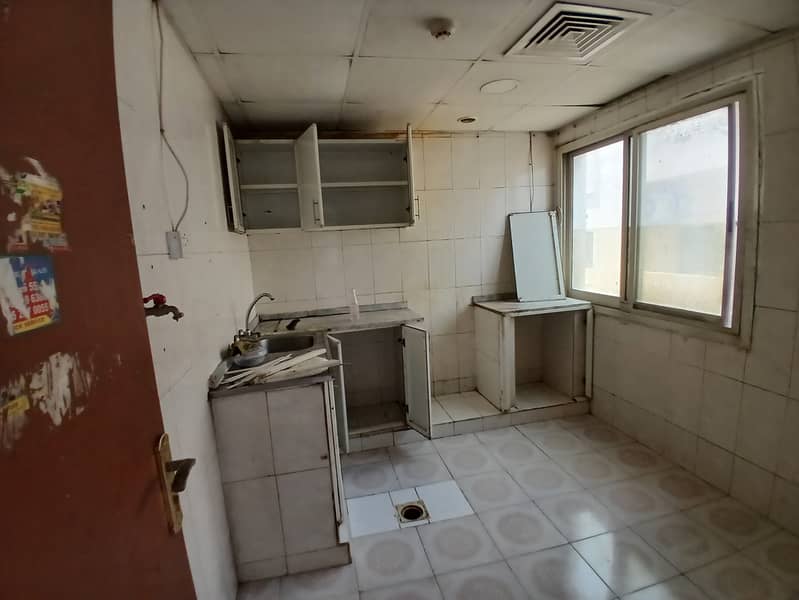 4 1000135401. jpg
