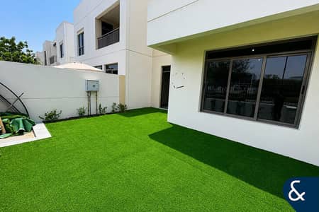 3 habitaciones Townhouse para en Alquiler en Town Square, Dubai - Casa adosada en Town Square,Naseem Townhouses, 3 dormitorios, 160000 AED - 15912249 3 habitaciones Townhouse para en Alquiler en Town Square, Dubai - Casa adosada en Town Square,Naseem Townhouses, 3 dormitorios, 160000 AED - 15912249