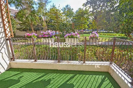 Upgraded | Pool View | Great Storage | Ground Floo Upgraded | Pool View | Great Storage | Ground Floo