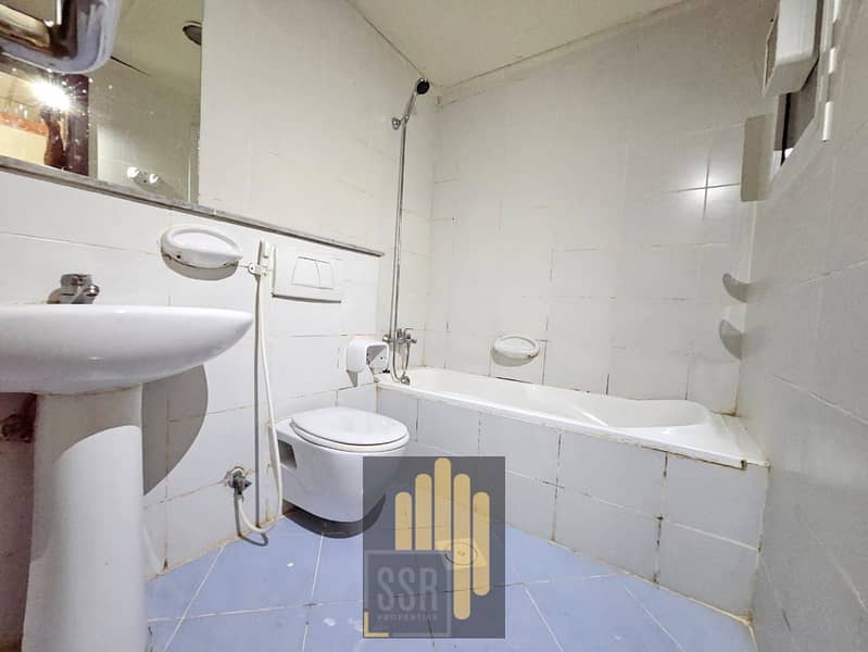 7 41bd2d0e-e639-40aa-81ab-16cb9ac1bd39. jpg