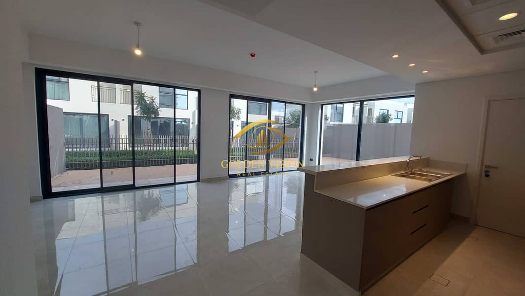 4 Falcon 3 bdr living room and kitchen. jpg