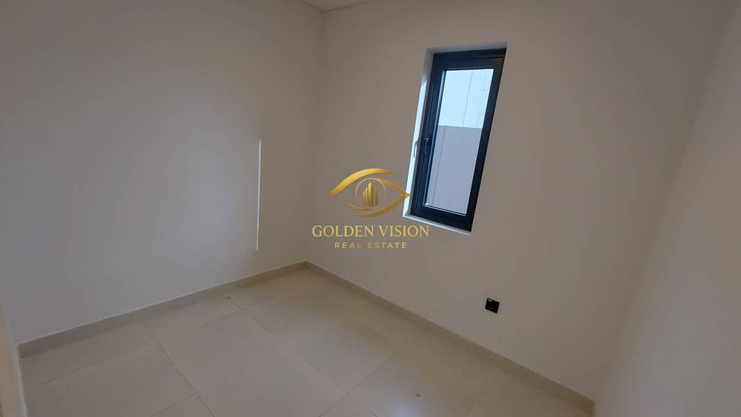 9 Falcon 3 bdr maid room. jpg