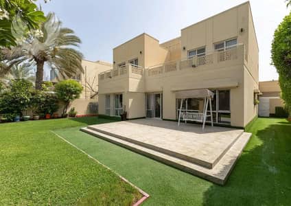 4 habitaciones Villa para en Alquiler en The Meadows, Dubai - Villa en The Meadows,The Meadows 2, 4 dormitorios, 450000 AED - 15925989 4 habitaciones Villa para en Alquiler en The Meadows, Dubai - Villa en The Meadows,The Meadows 2, 4 dormitorios, 450000 AED - 15925989