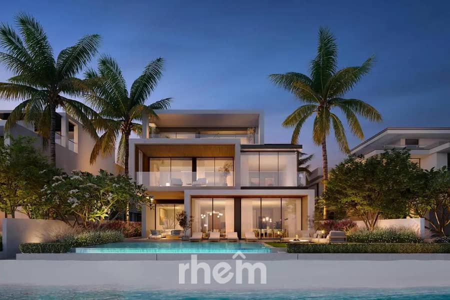 Luxurious Villa | Waterfront Living | Sea View Luxurious Villa | Waterfront Living | Sea View