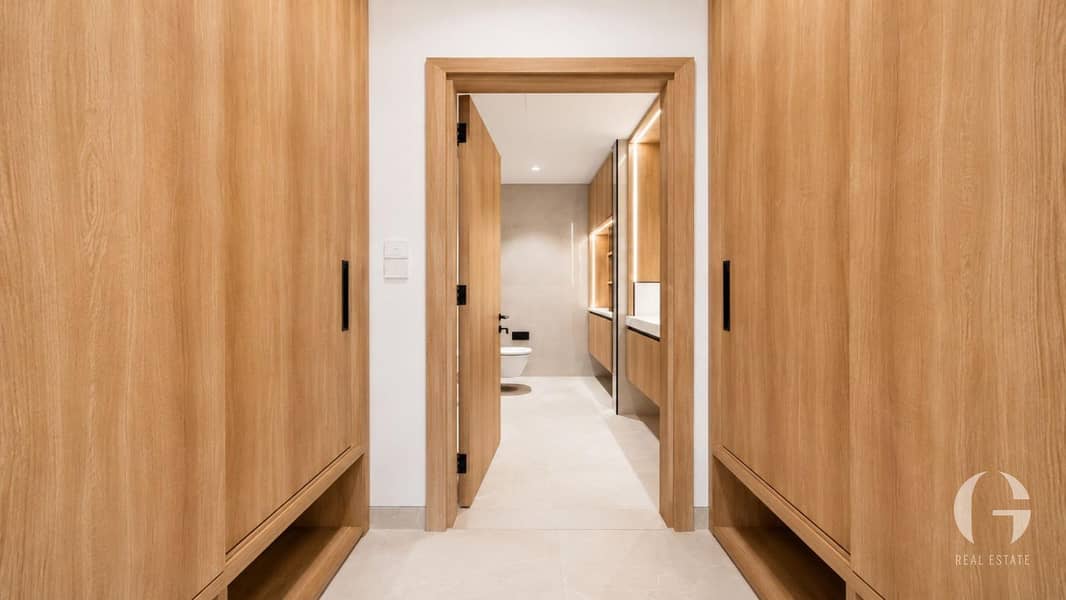 8 Image 8