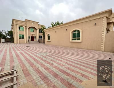 Villa de 8 chambres à à louer à Al Jurf, Ajman - bf9da20a-6edf-4611-a5f9-19790e4004b7. jpg Villa de 8 chambres à à louer à Al Jurf, Ajman - bf9da20a-6edf-4611-a5f9-19790e4004b7. jpg