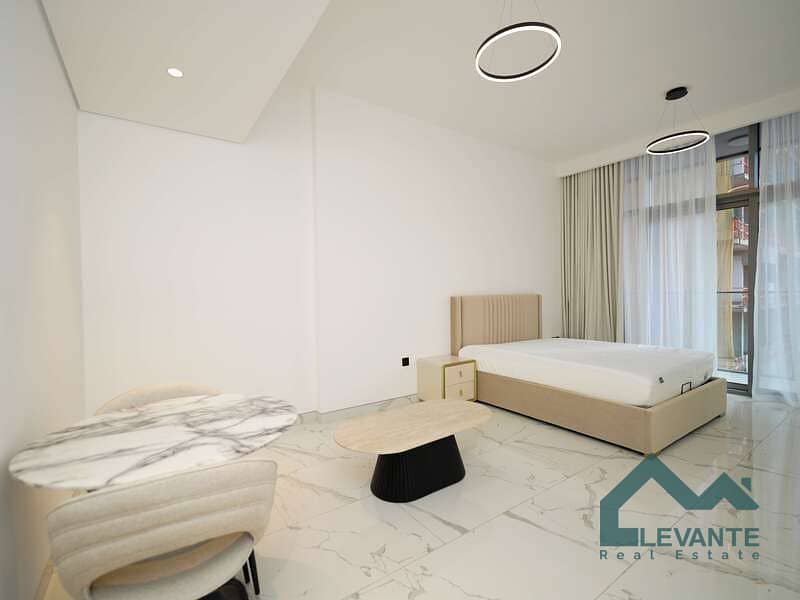 7 Fully Furnished | Stylish Decor | New Building