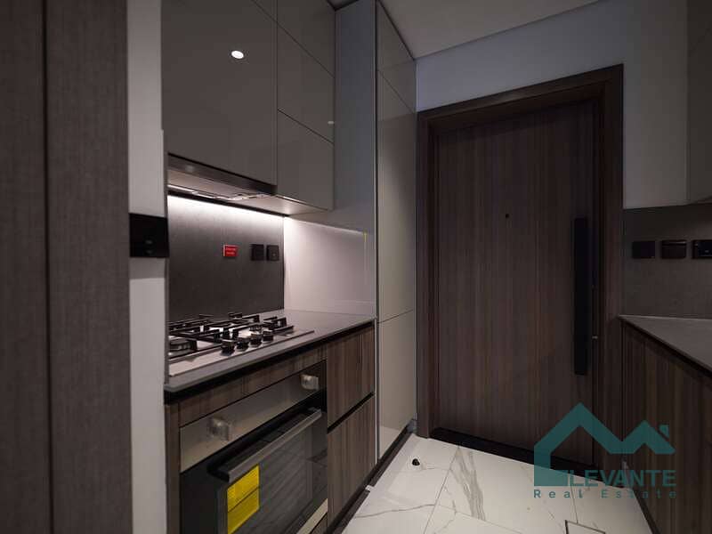 11 Fully Furnished | Stylish Decor | New Building