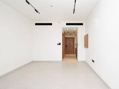 Studio for Rent in Jumeirah Village Circle (JVC), Dubai - Stunning Golf Course View | Fully Fitted Kitchen