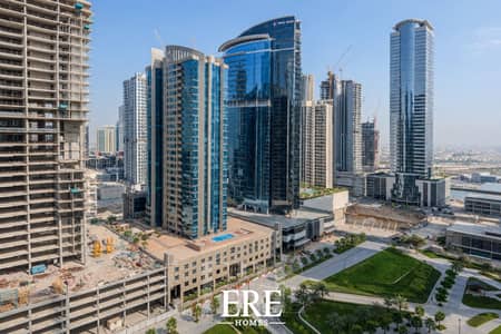 Office para en Alquiler en Business Bay, Dubai - Oficina en Business Bay，The Prism, 262000 AED - 15926825