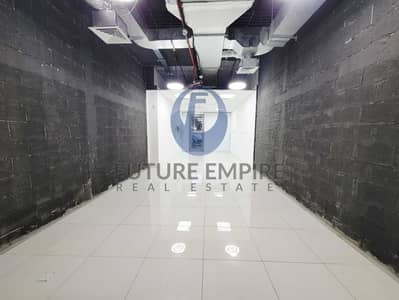 محل تجاري  للايجار في بر دبي، دبي - 20260618_185849. jpg