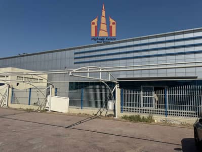 Warehouse in Vendita a Saif Zone (Sharjah International Airport Free Zone), Sharjah - 0a726ec8-ddca-4787-a0b9-0e580ee2bdbe. jpeg Warehouse in Vendita a Saif Zone (Sharjah International Airport Free Zone), Sharjah - 0a726ec8-ddca-4787-a0b9-0e580ee2bdbe. jpeg