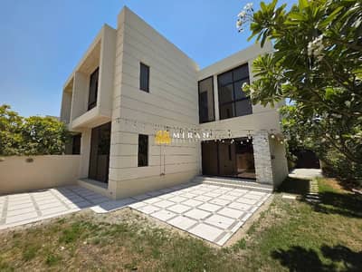 4 Bedroom Villa for Rent in DAMAC Hills, Dubai - Singe Row - Massive Layout - Vacant
